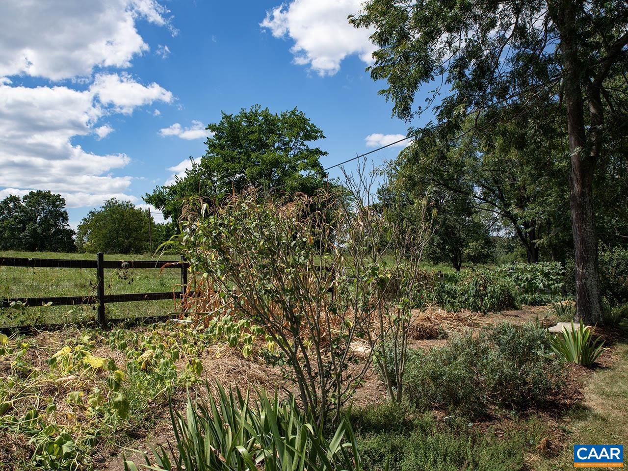 424 BALSLEY RD, STAUNTON, Virginia 24401, 3 Bedrooms Bedrooms, ,2 BathroomsBathrooms,Residential,For Sale,424 BALSLEY RD,669098 MLS # 669098