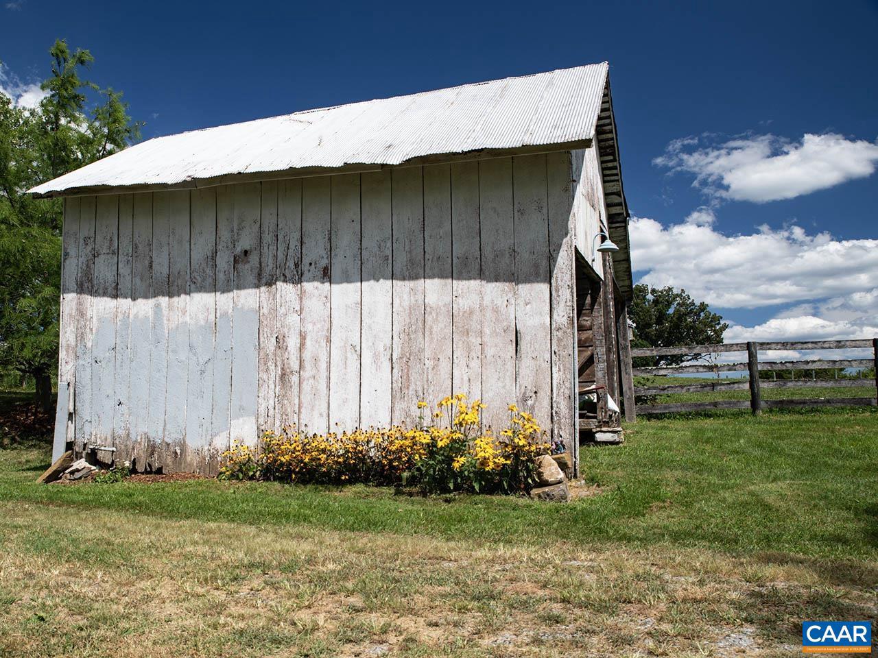 424 BALSLEY RD, STAUNTON, Virginia 24401, 3 Bedrooms Bedrooms, ,2 BathroomsBathrooms,Residential,For Sale,424 BALSLEY RD,669098 MLS # 669098