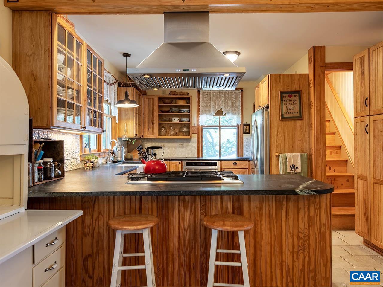 424 BALSLEY RD, STAUNTON, Virginia 24401, 3 Bedrooms Bedrooms, ,2 BathroomsBathrooms,Residential,For Sale,424 BALSLEY RD,669098 MLS # 669098