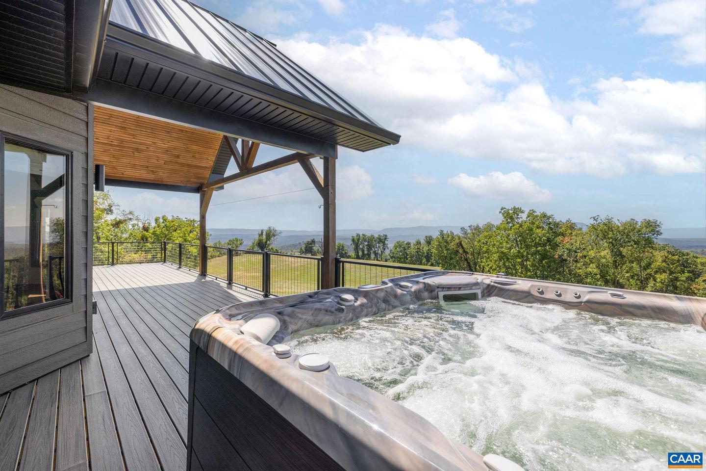 699 HENDRICKSON RD, PEMBROKE, Virginia 24136, 5 Bedrooms Bedrooms, ,3 BathroomsBathrooms,Residential,For Sale,699 HENDRICKSON RD,669395 MLS # 669395