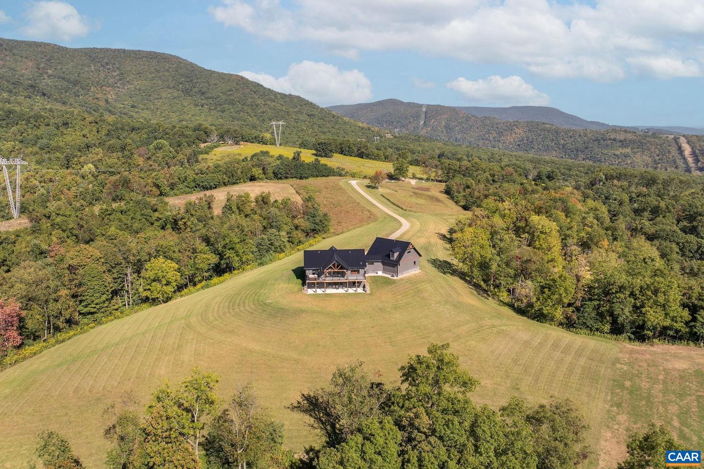 699 HENDRICKSON RD, PEMBROKE, Virginia 24136, 5 Bedrooms Bedrooms, ,3 BathroomsBathrooms,Residential,For Sale,699 HENDRICKSON RD,669395 MLS # 669395