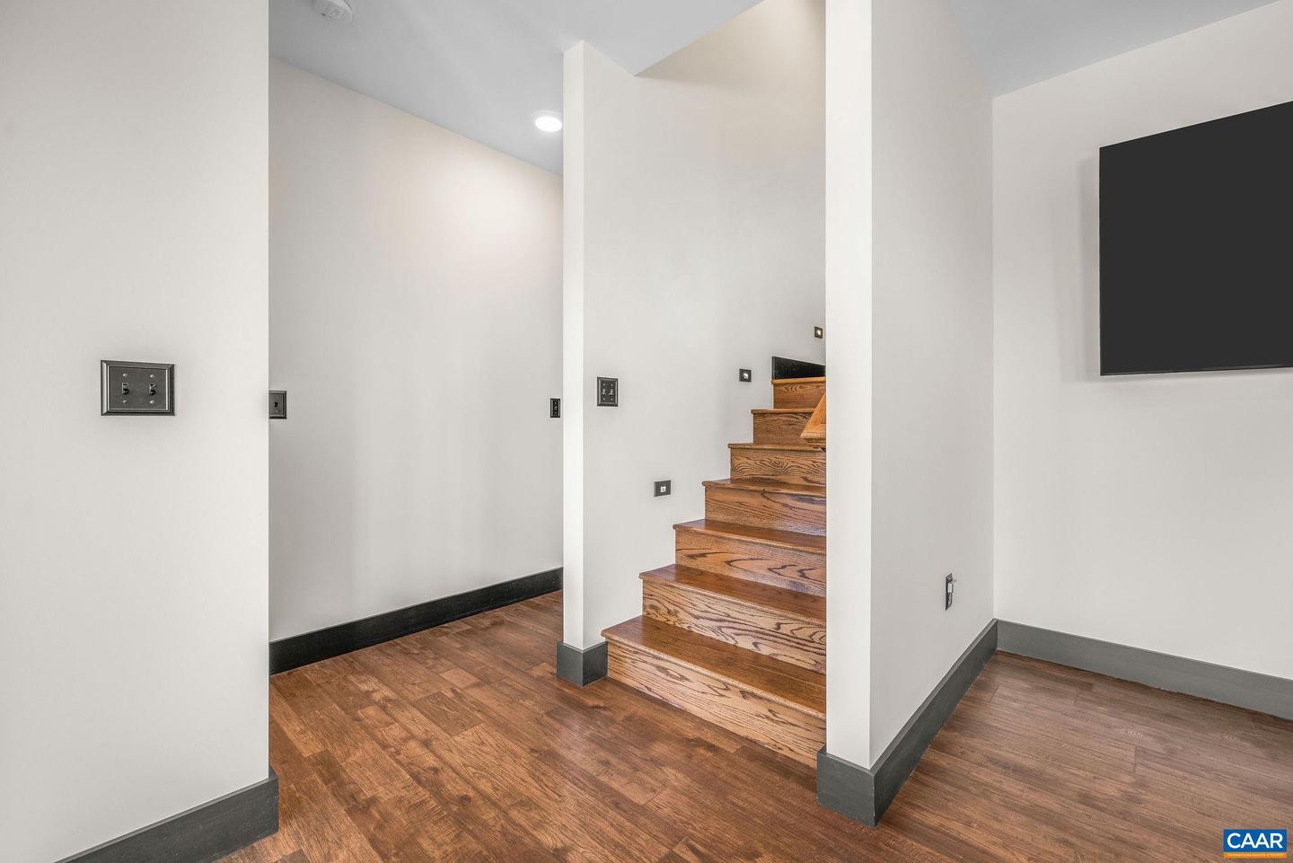 699 HENDRICKSON RD, PEMBROKE, Virginia 24136, 5 Bedrooms Bedrooms, ,3 BathroomsBathrooms,Residential,For Sale,699 HENDRICKSON RD,669395 MLS # 669395