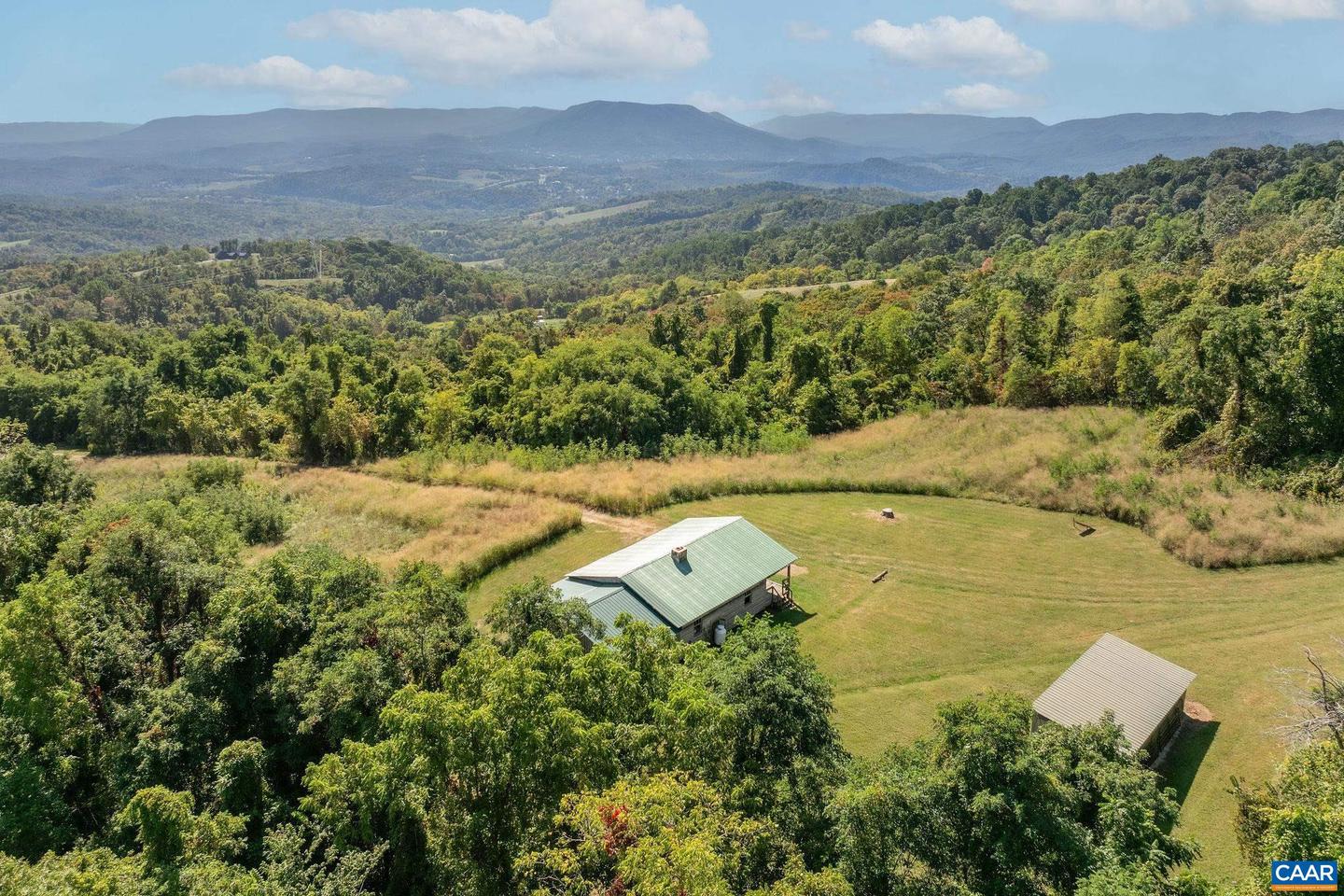 699 HENDRICKSON RD, PEMBROKE, Virginia 24136, 5 Bedrooms Bedrooms, ,3 BathroomsBathrooms,Residential,For Sale,699 HENDRICKSON RD,669395 MLS # 669395