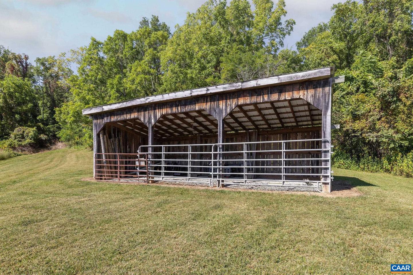 699 HENDRICKSON RD, PEMBROKE, Virginia 24136, 5 Bedrooms Bedrooms, ,3 BathroomsBathrooms,Residential,For Sale,699 HENDRICKSON RD,669395 MLS # 669395