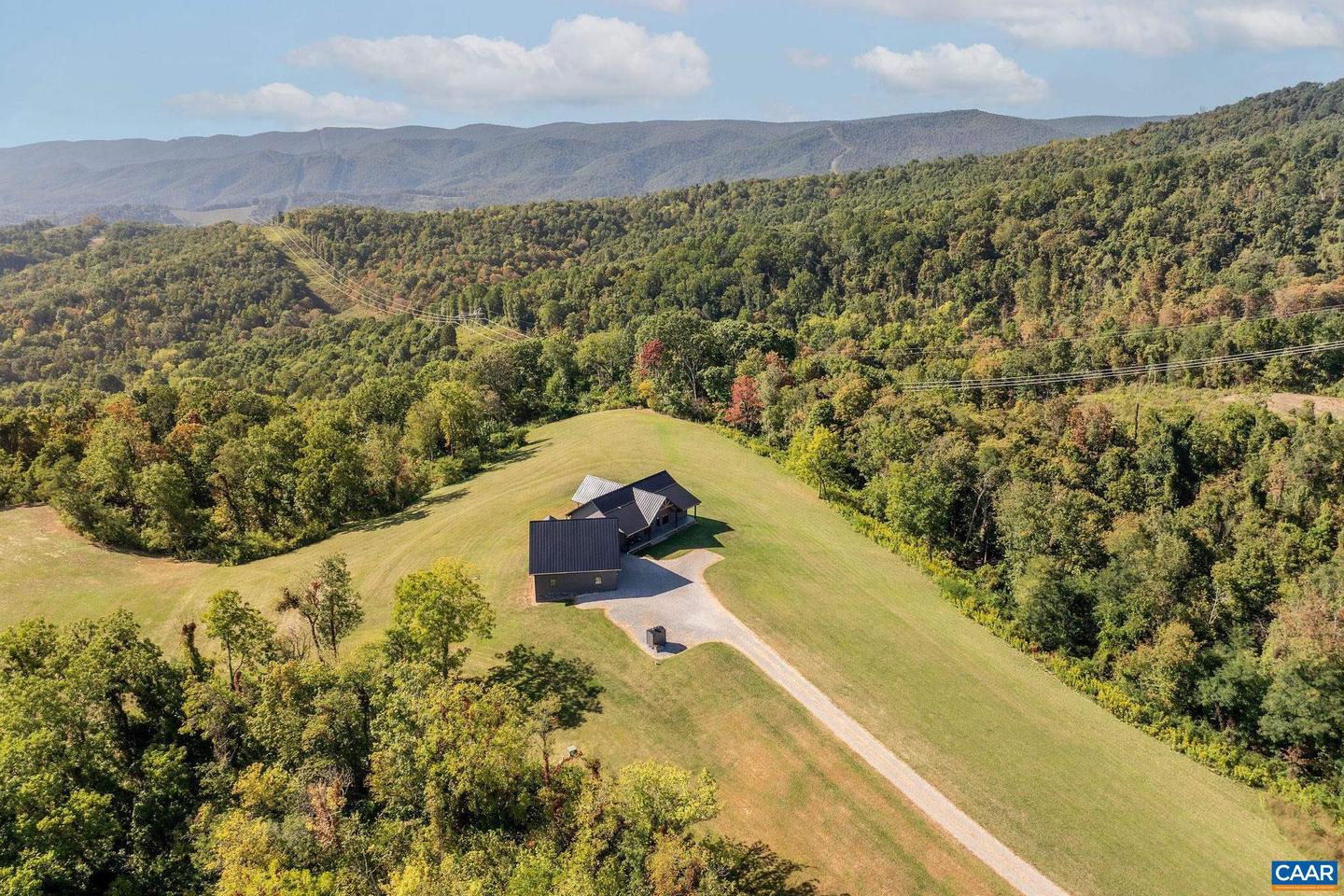 699 HENDRICKSON RD, PEMBROKE, Virginia 24136, 5 Bedrooms Bedrooms, ,3 BathroomsBathrooms,Residential,For Sale,699 HENDRICKSON RD,669395 MLS # 669395