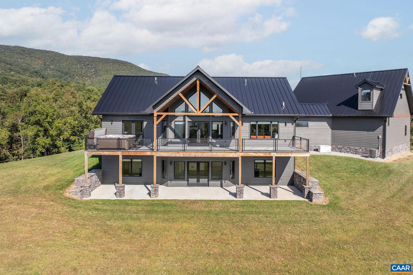 699 HENDRICKSON RD, PEMBROKE, Virginia 24136, 5 Bedrooms Bedrooms, ,3 BathroomsBathrooms,Residential,For Sale,699 HENDRICKSON RD,669395 MLS # 669395