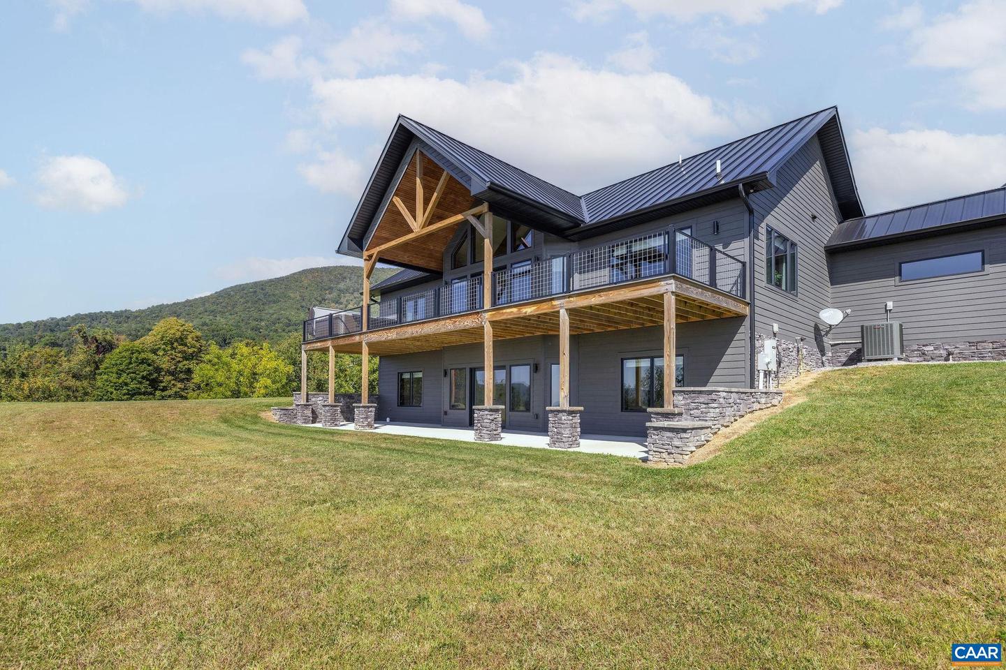 699 HENDRICKSON RD, PEMBROKE, Virginia 24136, 5 Bedrooms Bedrooms, ,3 BathroomsBathrooms,Residential,For Sale,699 HENDRICKSON RD,669395 MLS # 669395