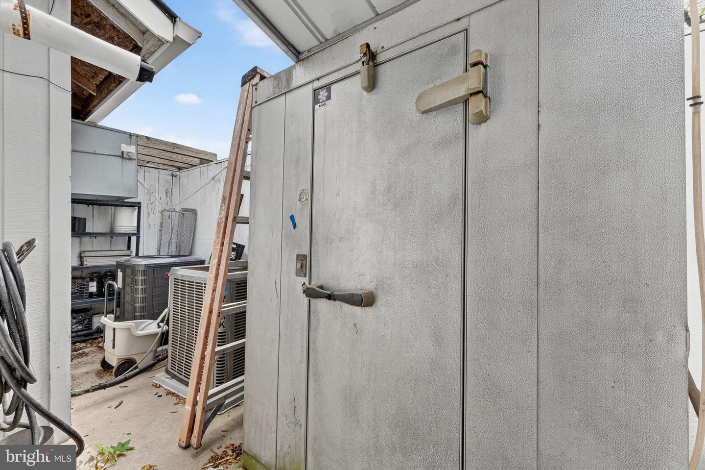 14001 HARPERS FERRY RD, HILLSBORO, Virginia 20132, 5 Bedrooms Bedrooms, ,3 BathroomsBathrooms,Farm,For Sale,14001 HARPERS FERRY RD,VALO2105910 MLS # VALO2105910