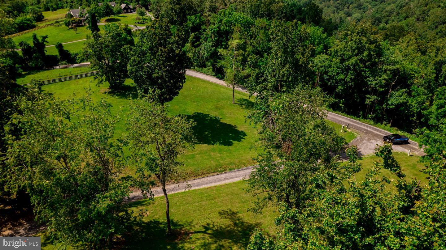 4179 FIERY RUN RD, LINDEN, Virginia 22642, 5 Bedrooms Bedrooms, ,2 BathroomsBathrooms,Residential,For Sale,4179 FIERY RUN RD,VAFQ2018488 MLS # VAFQ2018488