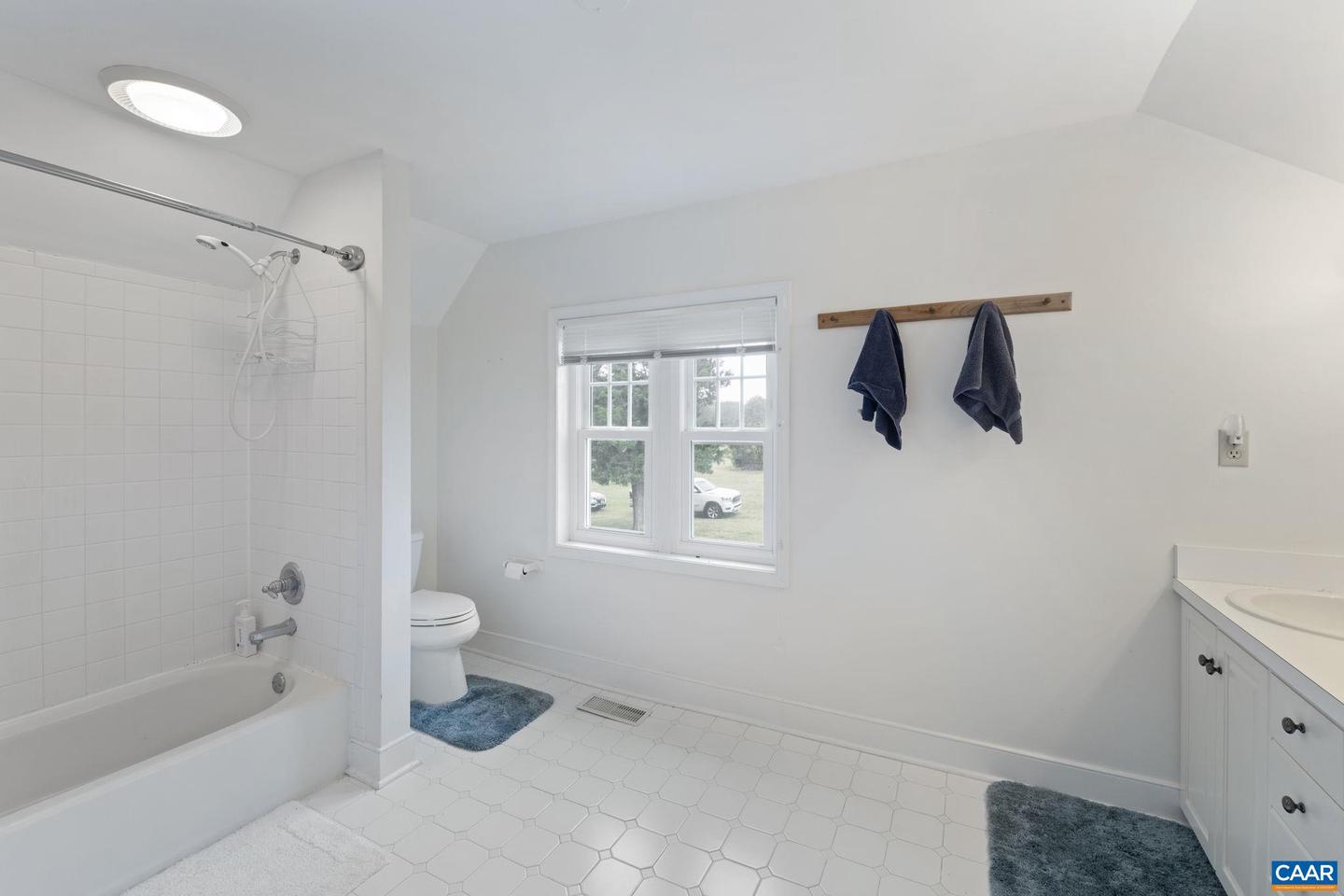 12534 HOWARDSVILLE RD, HOWARDSVILLE, Virginia 24562, 2 Bedrooms Bedrooms, ,2 BathroomsBathrooms,Residential,For Sale,12534 HOWARDSVILLE RD,669432 MLS # 669432