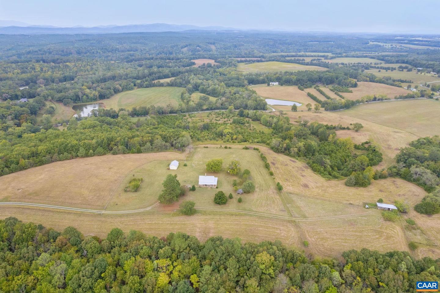 12534 HOWARDSVILLE RD, HOWARDSVILLE, Virginia 24562, 2 Bedrooms Bedrooms, ,2 BathroomsBathrooms,Residential,For Sale,12534 HOWARDSVILLE RD,669432 MLS # 669432