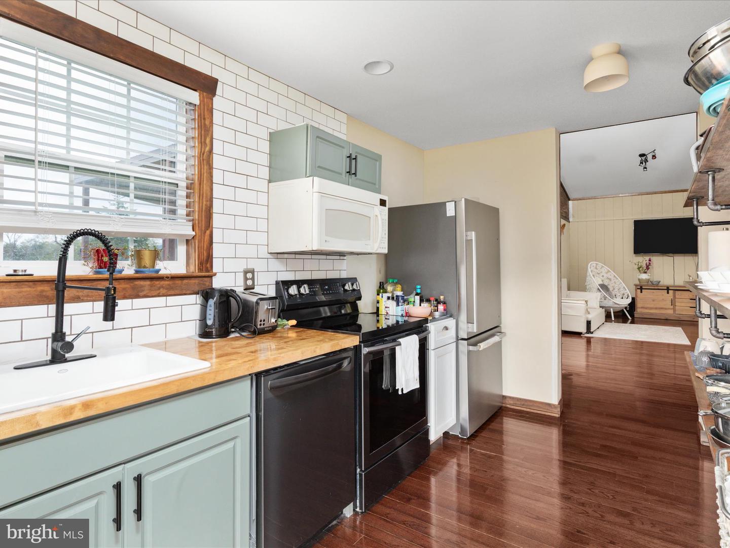 2121 S PIFER RD, STAR TANNERY, Virginia 22654, 3 Bedrooms Bedrooms, ,3 BathroomsBathrooms,Residential,For Sale,2121 S PIFER RD,VAFV2037060 MLS # VAFV2037060