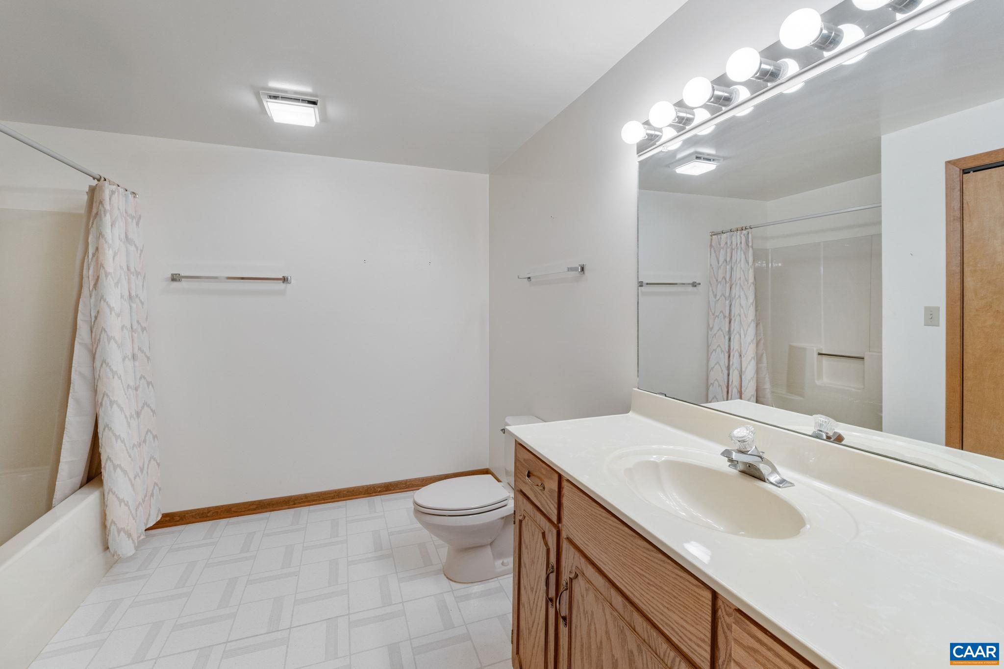 710 SHARPS CREEK RD, SCOTTSVILLE, Virginia 24590, 4 Bedrooms Bedrooms, ,3 BathroomsBathrooms,Residential,14,710 SHARPS CREEK RD,668803 MLS # 668803