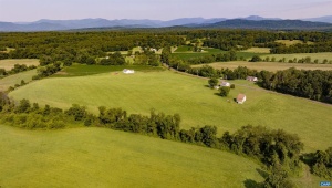 5912 &amp; 5928 W HOOVER RD, REVA, Virginia 22735, 3 Bedrooms Bedrooms, ,1 BathroomBathrooms,Residential,For Sale,5912 &amp; 5928 W HOOVER RD,669553 MLS # 669553