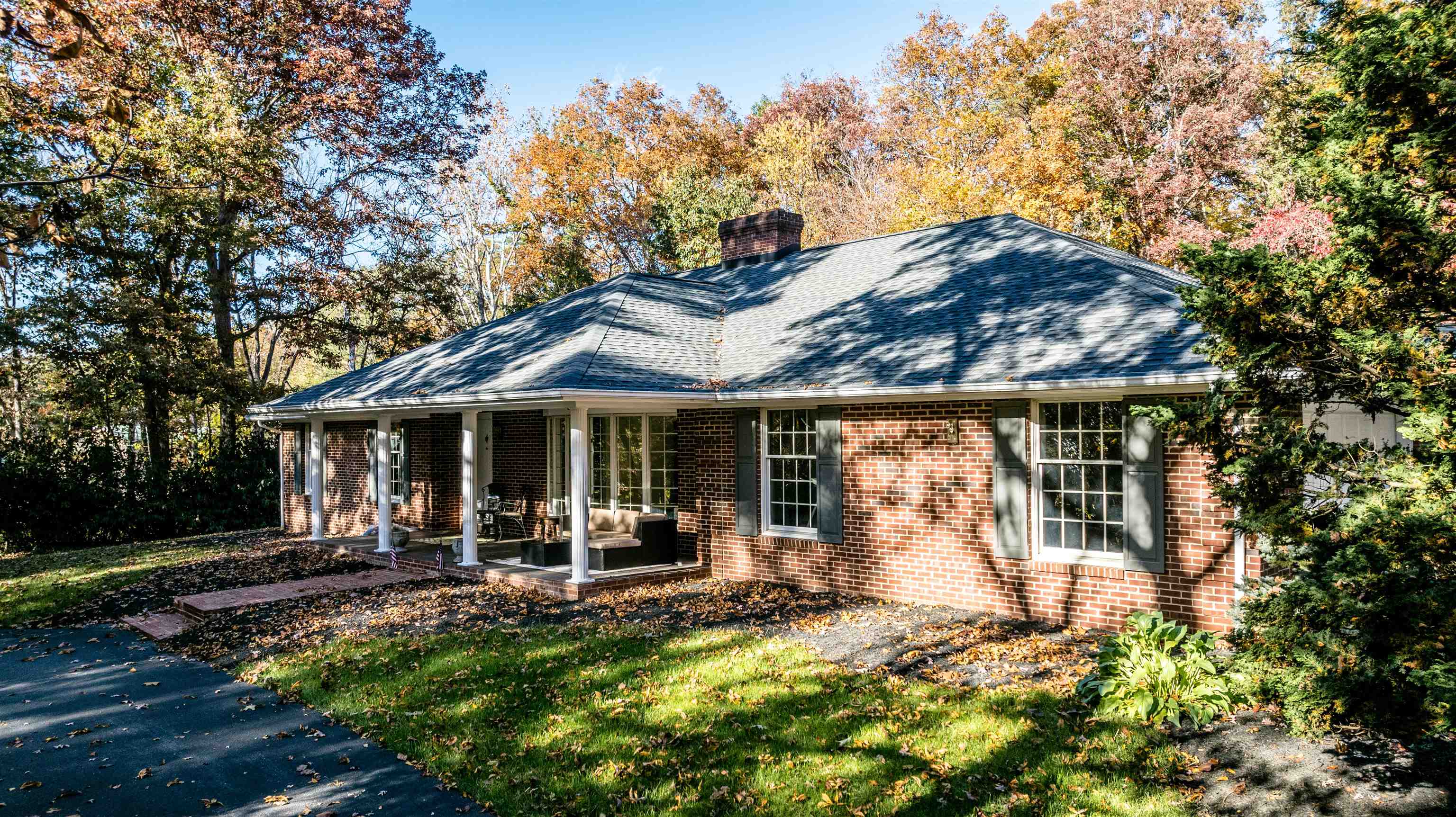 5983 LABS RUN LN, PENN LAIRD, Virginia 22846, 4 Bedrooms Bedrooms, ,3 BathroomsBathrooms,Residential,14,5983 LABS RUN LN,662500 MLS # 662500