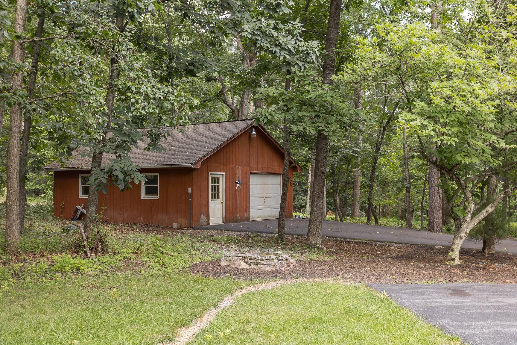 5983 LABS RUN LN, PENN LAIRD, Virginia 22846, 4 Bedrooms Bedrooms, ,3 BathroomsBathrooms,Residential,14,5983 LABS RUN LN,662500 MLS # 662500