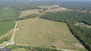 COMMUNITY HOUSE ROAD (TRACT: JR RAGLAND-HOLLAND-2) COLUMBIA Virginia 2