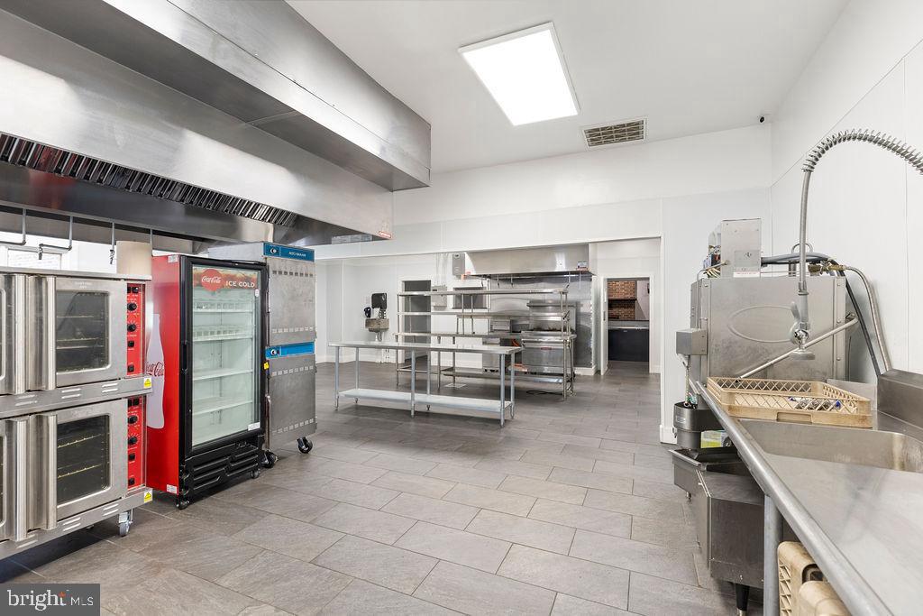 838 BOWLING GREEN RD, FRONT ROYAL, Virginia 22630, ,3 BathroomsBathrooms,Farm,For Sale,838 BOWLING GREEN RD,VAWR2012526 MLS # VAWR2012526