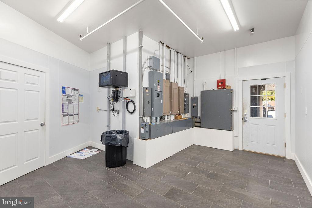 838 BOWLING GREEN RD, FRONT ROYAL, Virginia 22630, ,3 BathroomsBathrooms,Farm,For Sale,838 BOWLING GREEN RD,VAWR2012526 MLS # VAWR2012526