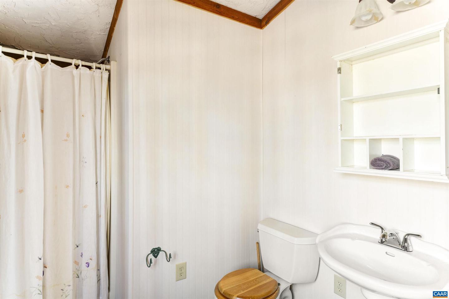 4414 MT ALTO RD, ESMONT, Virginia 22937, 3 Bedrooms Bedrooms, ,2 BathroomsBathrooms,Residential,For Sale,4414 MT ALTO RD,669799 MLS # 669799 4414 MT ALTO RD, ESMONT, Virginia 22937, 3 Bedrooms Bedrooms, ,2 BathroomsBathrooms,Residential,For Sale,4414 MT ALTO RD,669799 MLS # 669799