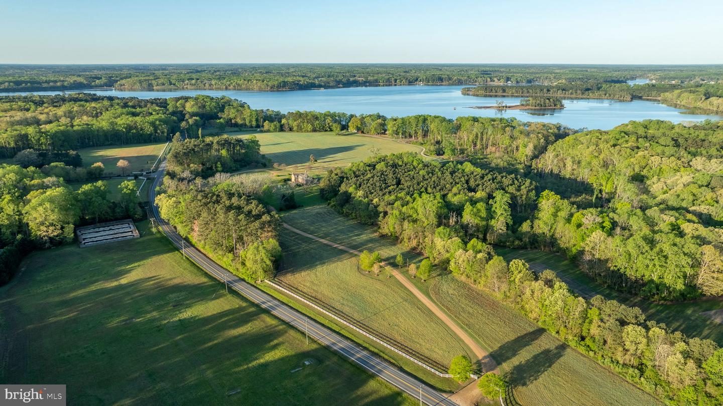 1425 TWIGGS FERRY RD, HARTFIELD, Virginia 23071, 3 Bedrooms Bedrooms, ,3 BathroomsBathrooms,Residential,For Sale,1425 TWIGGS FERRY RD,VAMX2000210 MLS # VAMX2000210