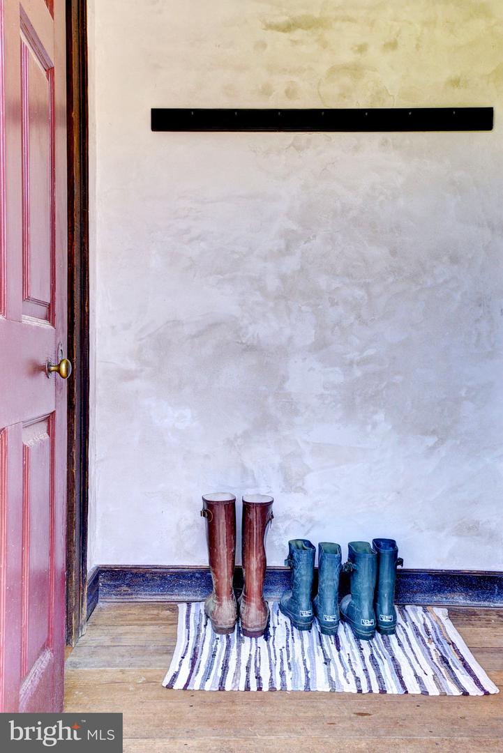 1425 TWIGGS FERRY RD, HARTFIELD, Virginia 23071, 3 Bedrooms Bedrooms, ,3 BathroomsBathrooms,Residential,For Sale,1425 TWIGGS FERRY RD,VAMX2000210 MLS # VAMX2000210