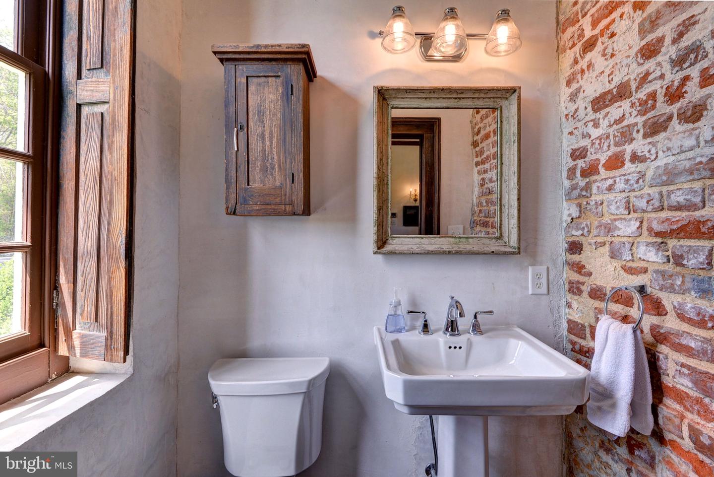 1425 TWIGGS FERRY RD, HARTFIELD, Virginia 23071, 3 Bedrooms Bedrooms, ,3 BathroomsBathrooms,Residential,For Sale,1425 TWIGGS FERRY RD,VAMX2000210 MLS # VAMX2000210