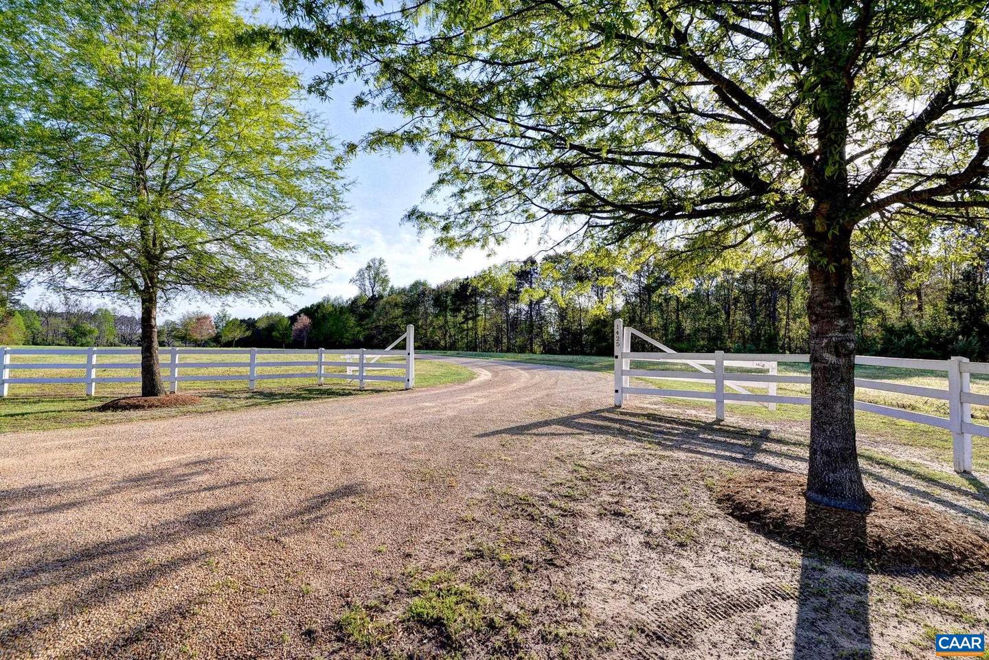 1425 TWIGGS FERRY RD, HARTFIELD, Virginia 23071, 3 Bedrooms Bedrooms, ,3 BathroomsBathrooms,Residential,For Sale,1425 TWIGGS FERRY RD,663703 MLS # 663703