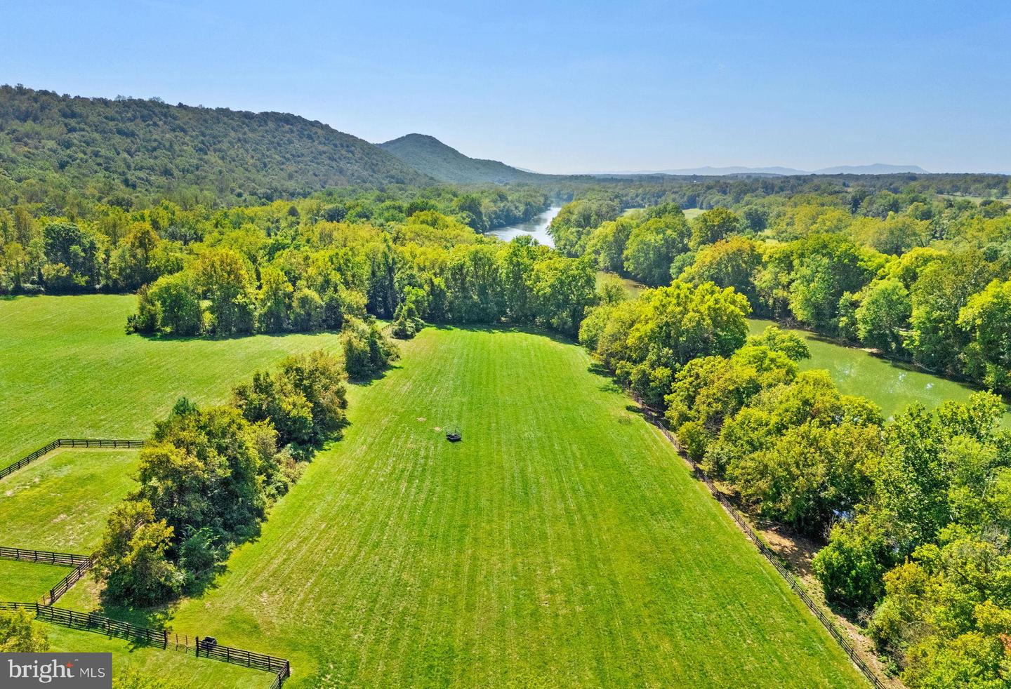 9533 HOWELLSVILLE RD, BOYCE, Virginia 22620, 4 Bedrooms Bedrooms, ,4 BathroomsBathrooms,Farm,For Sale,9533 HOWELLSVILLE RD,VACL2006148 MLS # VACL2006148