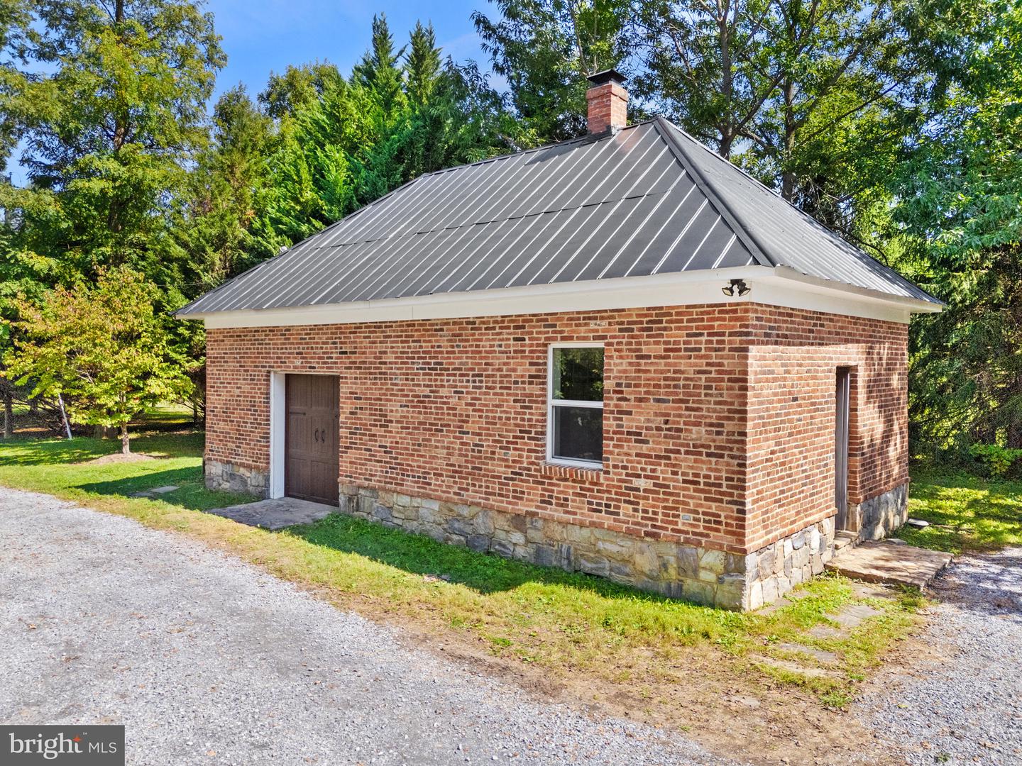 9533 HOWELLSVILLE RD, BOYCE, Virginia 22620, 4 Bedrooms Bedrooms, ,4 BathroomsBathrooms,Farm,For Sale,9533 HOWELLSVILLE RD,VACL2006148 MLS # VACL2006148