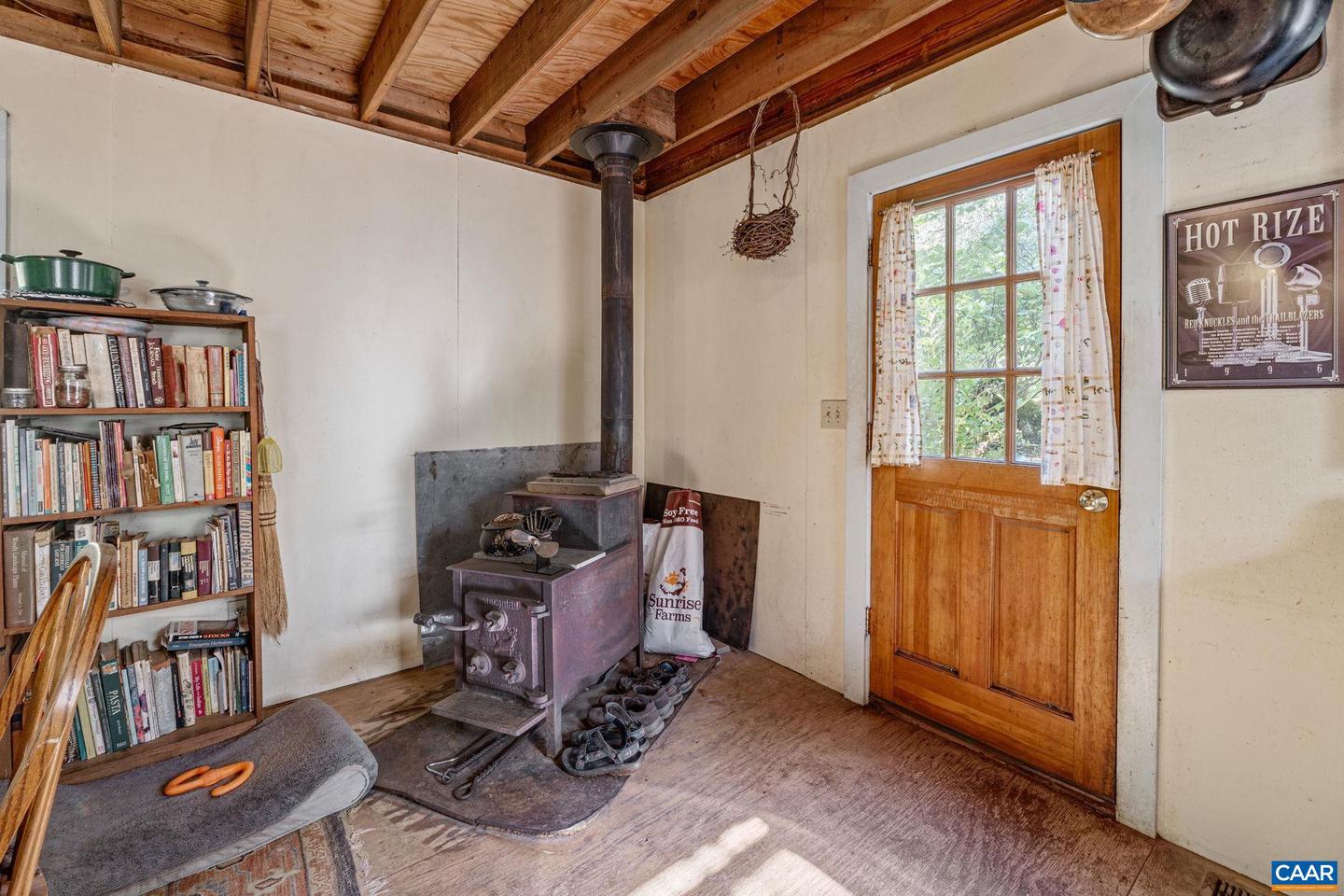 1234 MAYO CREEK LN, WINGINA, Virginia 24599, 1 Bedroom Bedrooms, ,1 BathroomBathrooms,Residential,For Sale,1234 MAYO CREEK LN,670080 MLS # 670080