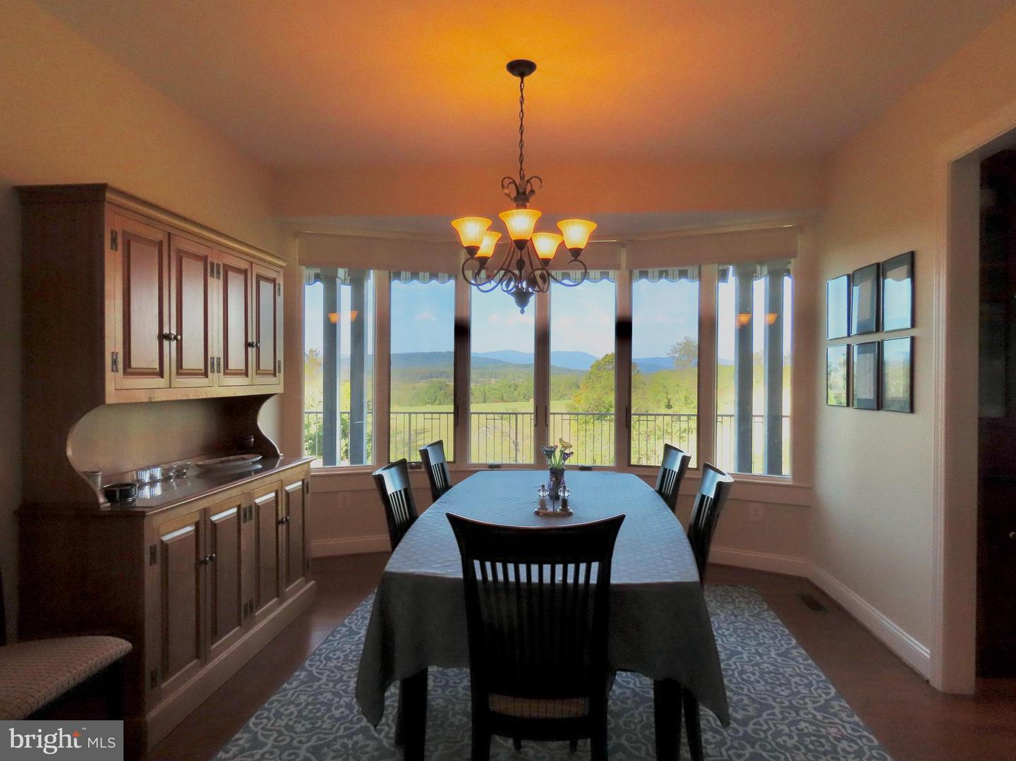 643 RICHMOND RD, AMISSVILLE, Virginia 20106, 3 Bedrooms Bedrooms, ,2 BathroomsBathrooms,Residential,For Sale,643 RICHMOND RD,VARP2002322 MLS # VARP2002322