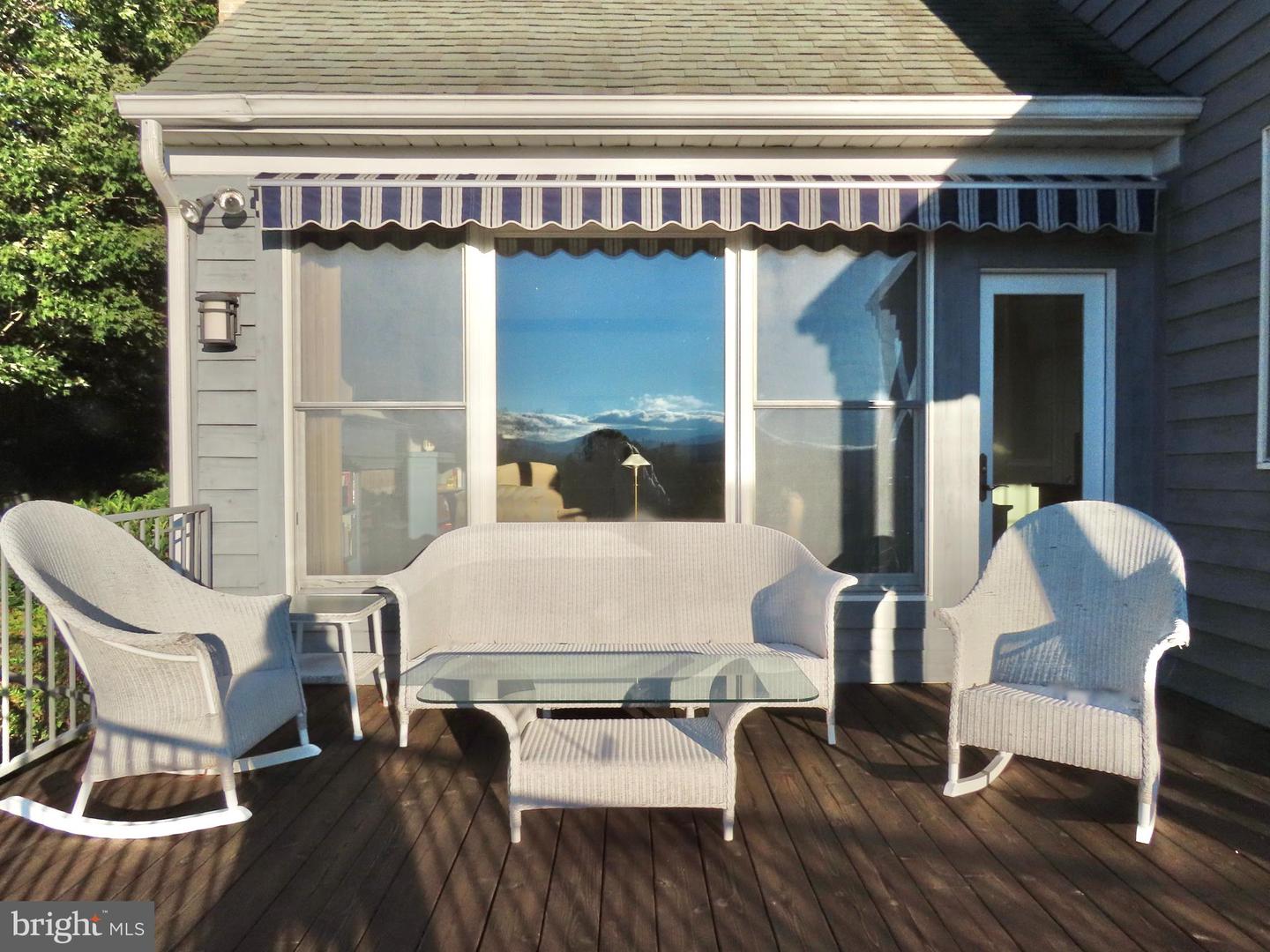 643 RICHMOND RD, AMISSVILLE, Virginia 20106, 3 Bedrooms Bedrooms, ,2 BathroomsBathrooms,Residential,For Sale,643 RICHMOND RD,VARP2002322 MLS # VARP2002322