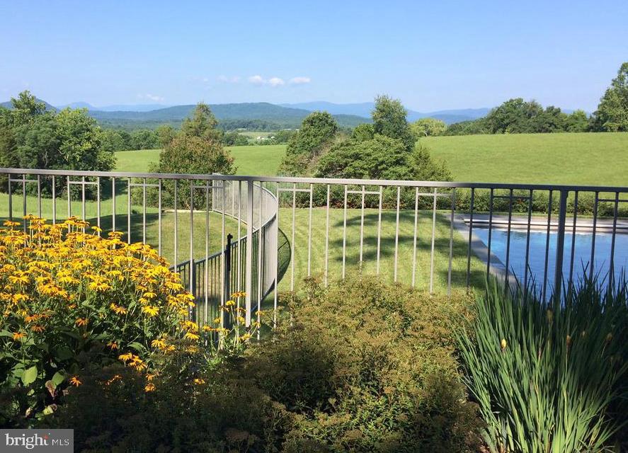 643 RICHMOND RD, AMISSVILLE, Virginia 20106, 3 Bedrooms Bedrooms, ,2 BathroomsBathrooms,Residential,For Sale,643 RICHMOND RD,VARP2002322 MLS # VARP2002322