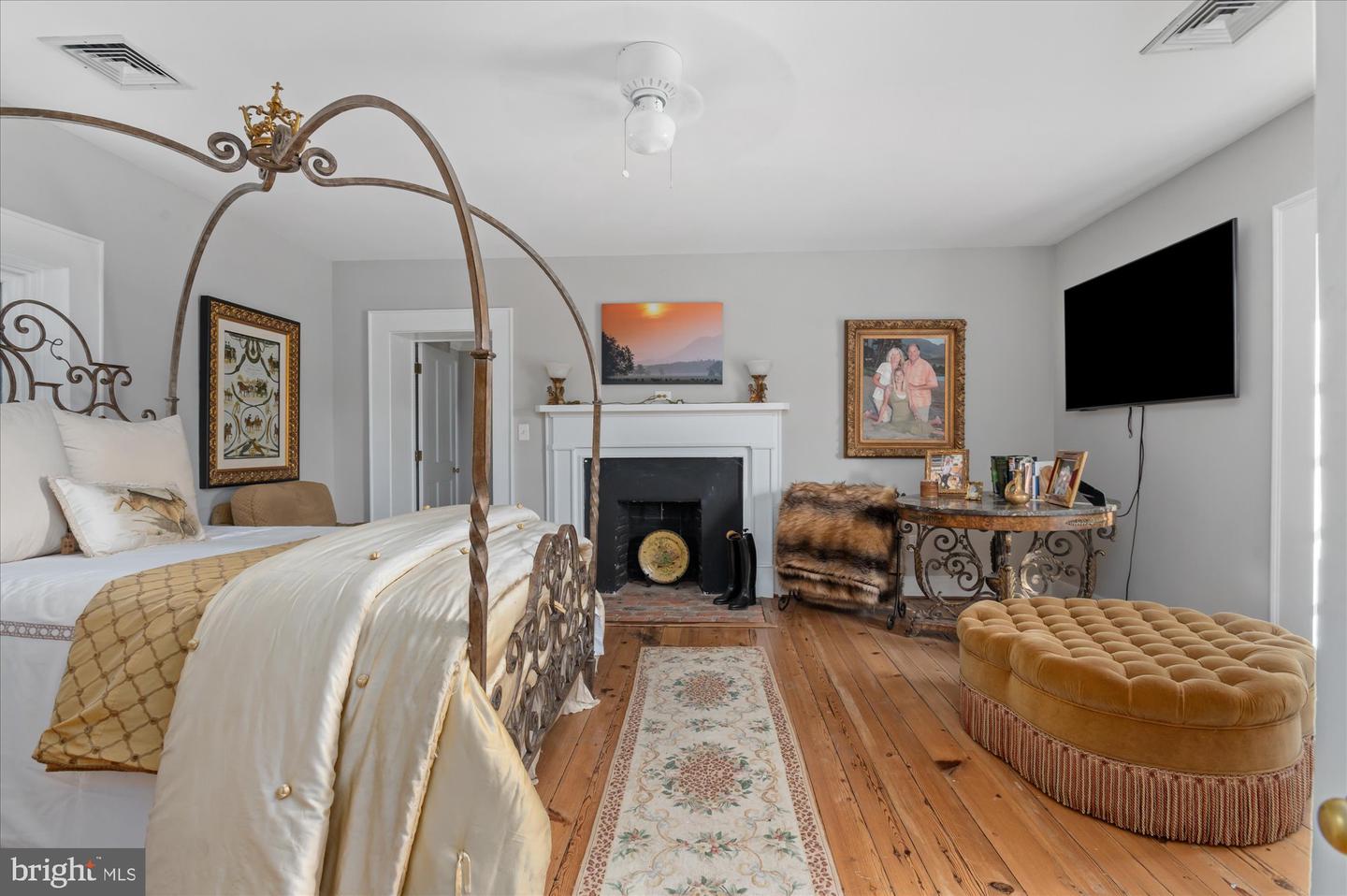 1787 LIGHT HORSE LN, DELAPLANE, Virginia 20144, 4 Bedrooms Bedrooms, ,3 BathroomsBathrooms,Residential,For Sale,1787 LIGHT HORSE LN,VAFQ2018358 MLS # VAFQ2018358