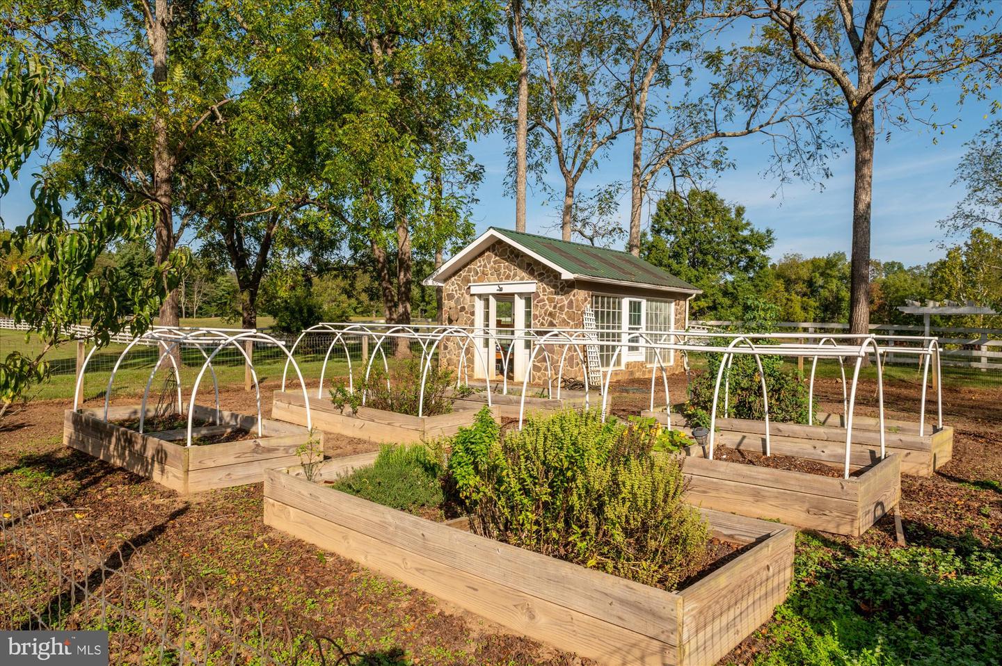 1787 LIGHT HORSE LN, DELAPLANE, Virginia 20144, 4 Bedrooms Bedrooms, ,3 BathroomsBathrooms,Residential,For Sale,1787 LIGHT HORSE LN,VAFQ2018358 MLS # VAFQ2018358