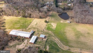 5395 COURTNEYS CORNER RD SUMERDUCK Virginia 22742
