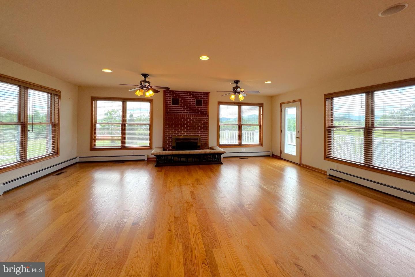 3542 SLATE MILLS RD, SPERRYVILLE, Virginia 22740, 3 Bedrooms Bedrooms, ,4 BathroomsBathrooms,Residential,For Sale,3542 SLATE MILLS RD,VARP2001974 MLS # VARP2001974 3542 SLATE MILLS RD, SPERRYVILLE, Virginia 22740, 3 Bedrooms Bedrooms, ,4 BathroomsBathrooms,Residential,For Sale,3542 SLATE MILLS RD,VARP2001974 MLS # VARP2001974