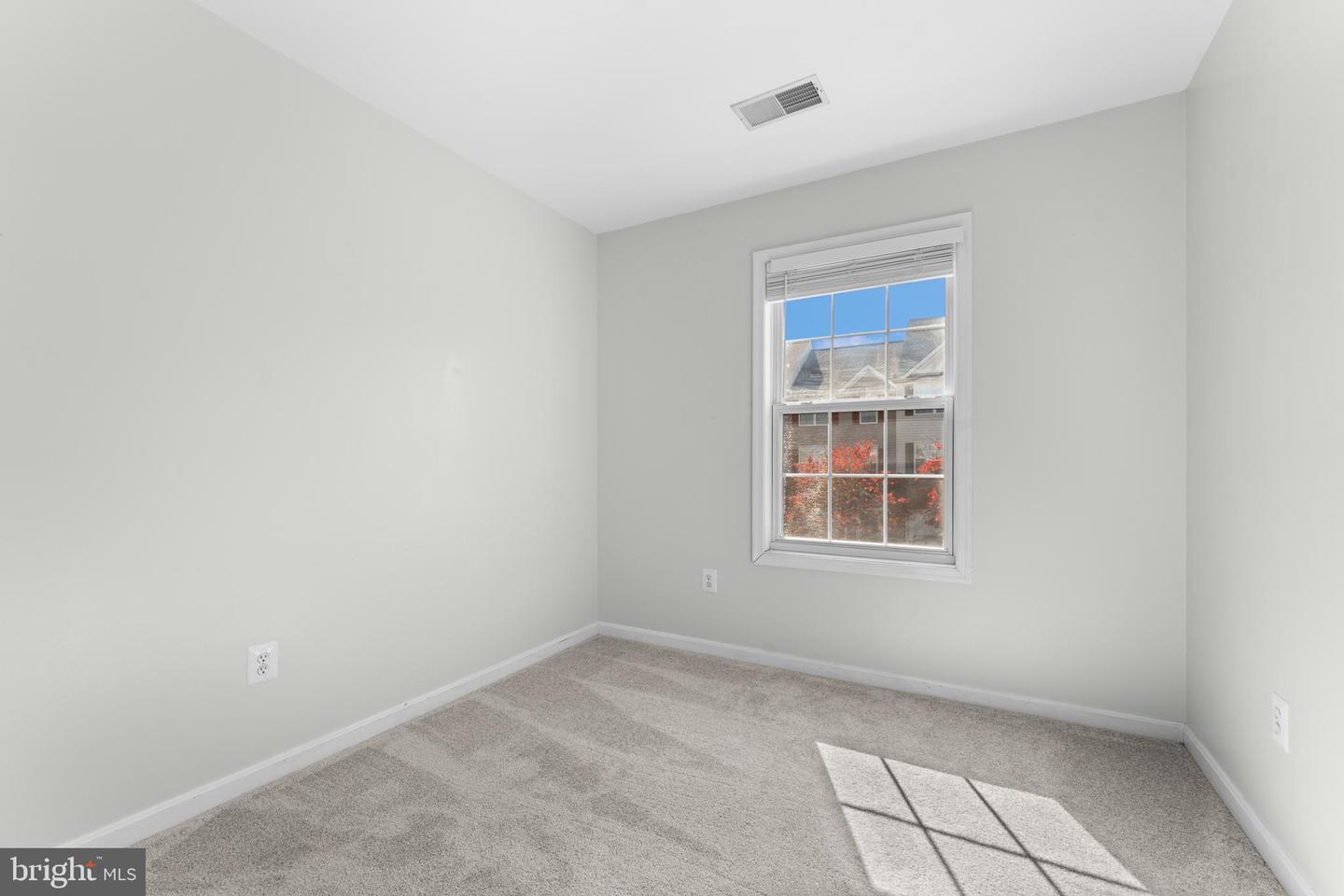 25 QUARTERPOLE CT, WARRENTON, Virginia 20186, 3 Bedrooms Bedrooms, 1 Room Rooms,3 BathroomsBathrooms,Residential,For Sale,25 QUARTERPOLE CT,VAFQ2019502 MLS # VAFQ2019502 25 QUARTERPOLE CT, WARRENTON, Virginia 20186, 3 Bedrooms Bedrooms, 1 Room Rooms,3 BathroomsBathrooms,Residential,For Sale,25 QUARTERPOLE CT,VAFQ2019502 MLS # VAFQ2019502