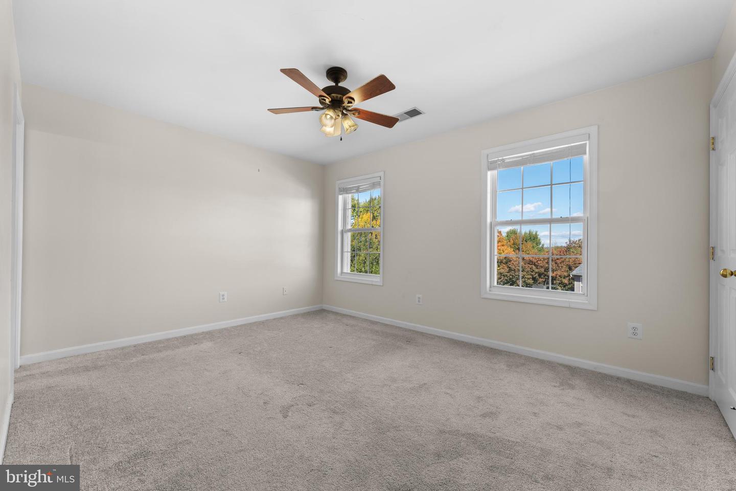 25 QUARTERPOLE CT, WARRENTON, Virginia 20186, 3 Bedrooms Bedrooms, 1 Room Rooms,3 BathroomsBathrooms,Residential,For Sale,25 QUARTERPOLE CT,VAFQ2019502 MLS # VAFQ2019502 25 QUARTERPOLE CT, WARRENTON, Virginia 20186, 3 Bedrooms Bedrooms, 1 Room Rooms,3 BathroomsBathrooms,Residential,For Sale,25 QUARTERPOLE CT,VAFQ2019502 MLS # VAFQ2019502