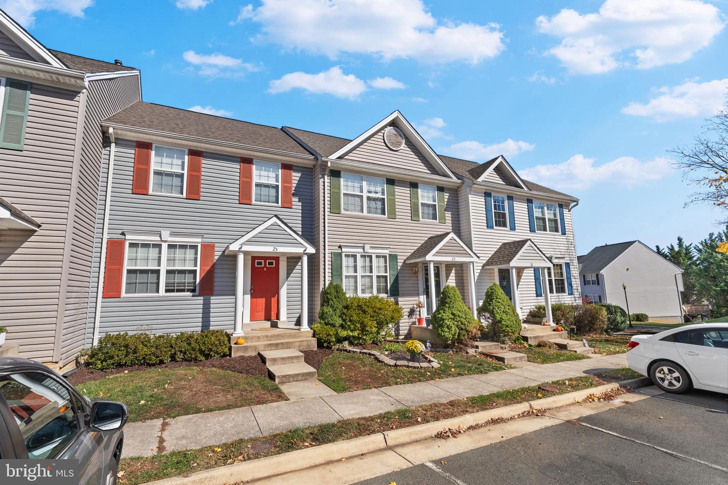 25 QUARTERPOLE CT, WARRENTON, Virginia 20186, 3 Bedrooms Bedrooms, 1 Room Rooms,3 BathroomsBathrooms,Residential,For Sale,25 QUARTERPOLE CT,VAFQ2019502 MLS # VAFQ2019502 25 QUARTERPOLE CT, WARRENTON, Virginia 20186, 3 Bedrooms Bedrooms, 1 Room Rooms,3 BathroomsBathrooms,Residential,For Sale,25 QUARTERPOLE CT,VAFQ2019502 MLS # VAFQ2019502