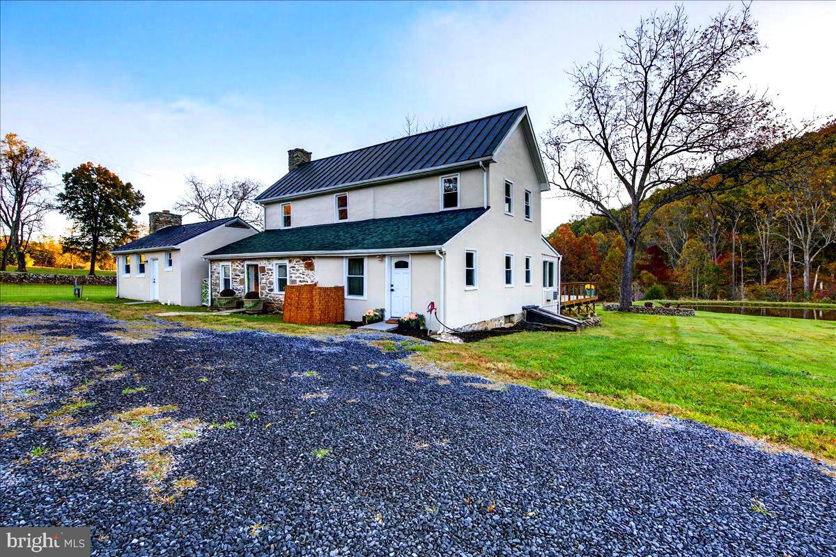 290 RILEY HOLLOW RD, HUNTLY, Virginia 22640, 3 Bedrooms Bedrooms, ,3 BathroomsBathrooms,Farm,For Sale,290 RILEY HOLLOW RD,VARP2002364 MLS # VARP2002364