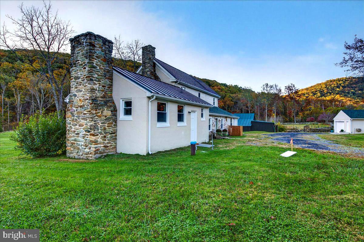 290 RILEY HOLLOW RD, HUNTLY, Virginia 22640, 3 Bedrooms Bedrooms, ,3 BathroomsBathrooms,Farm,For Sale,290 RILEY HOLLOW RD,VARP2002364 MLS # VARP2002364