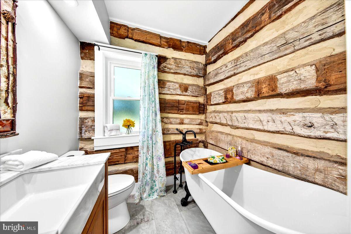 290 RILEY HOLLOW RD, HUNTLY, Virginia 22640, 3 Bedrooms Bedrooms, ,3 BathroomsBathrooms,Farm,For Sale,290 RILEY HOLLOW RD,VARP2002364 MLS # VARP2002364