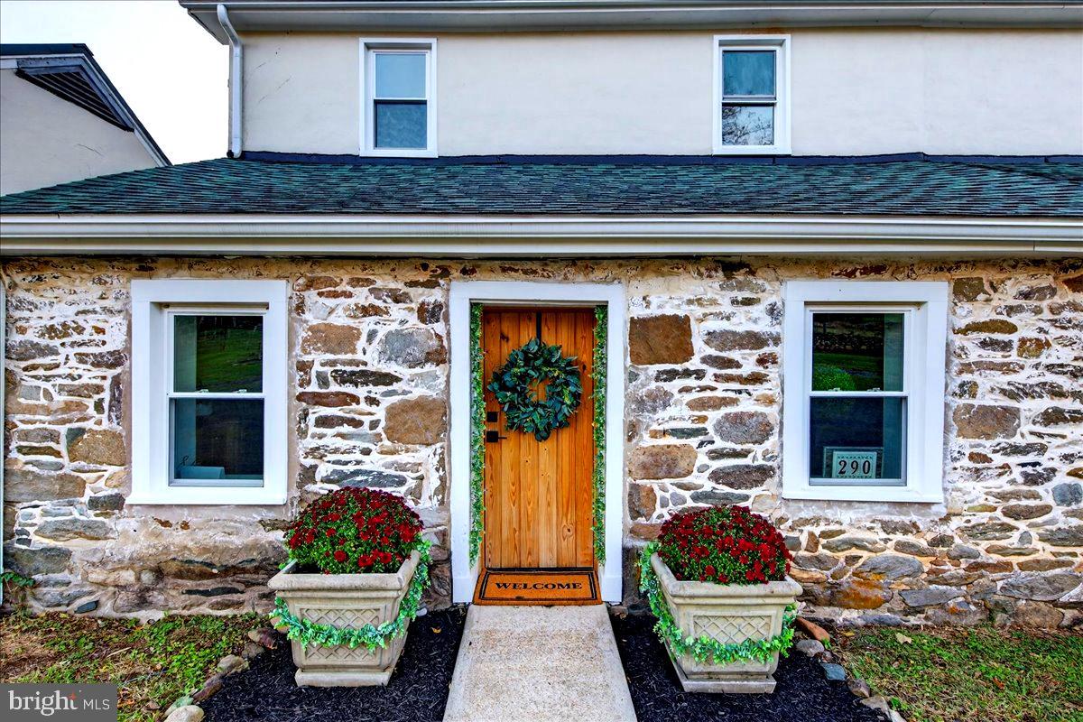 290 RILEY HOLLOW RD, HUNTLY, Virginia 22640, 3 Bedrooms Bedrooms, ,3 BathroomsBathrooms,Farm,For Sale,290 RILEY HOLLOW RD,VARP2002364 MLS # VARP2002364