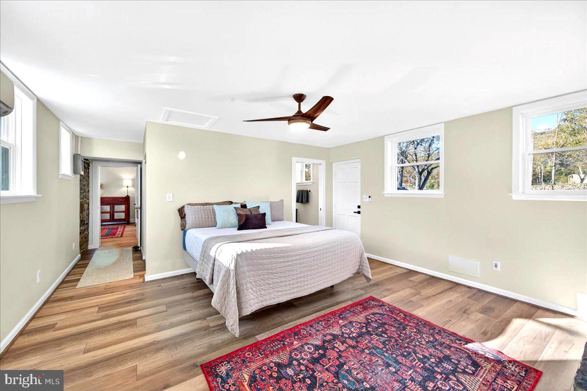 290 RILEY HOLLOW RD, HUNTLY, Virginia 22640, 3 Bedrooms Bedrooms, ,3 BathroomsBathrooms,Farm,For Sale,290 RILEY HOLLOW RD,VARP2002364 MLS # VARP2002364