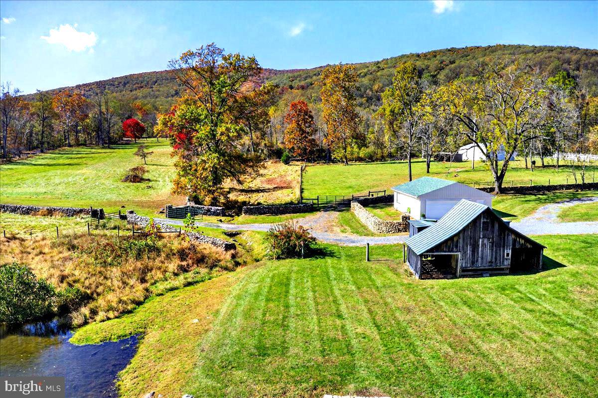 290 RILEY HOLLOW RD, HUNTLY, Virginia 22640, 3 Bedrooms Bedrooms, ,3 BathroomsBathrooms,Residential,For Sale,290 RILEY HOLLOW RD,VARP2002360 MLS # VARP2002360