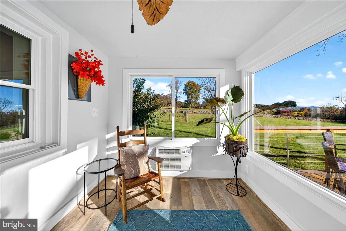 290 RILEY HOLLOW RD, HUNTLY, Virginia 22640, 3 Bedrooms Bedrooms, ,3 BathroomsBathrooms,Residential,For Sale,290 RILEY HOLLOW RD,VARP2002360 MLS # VARP2002360