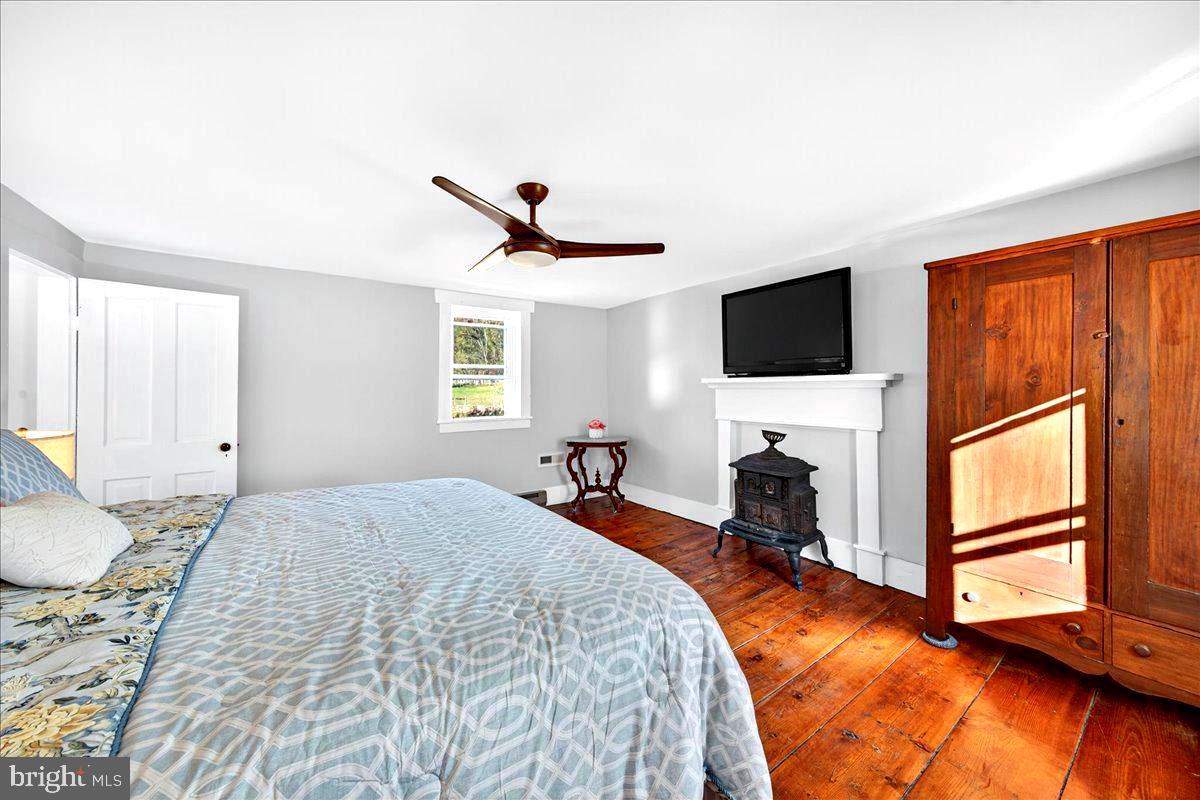 290 RILEY HOLLOW RD, HUNTLY, Virginia 22640, 3 Bedrooms Bedrooms, ,3 BathroomsBathrooms,Residential,For Sale,290 RILEY HOLLOW RD,VARP2002360 MLS # VARP2002360