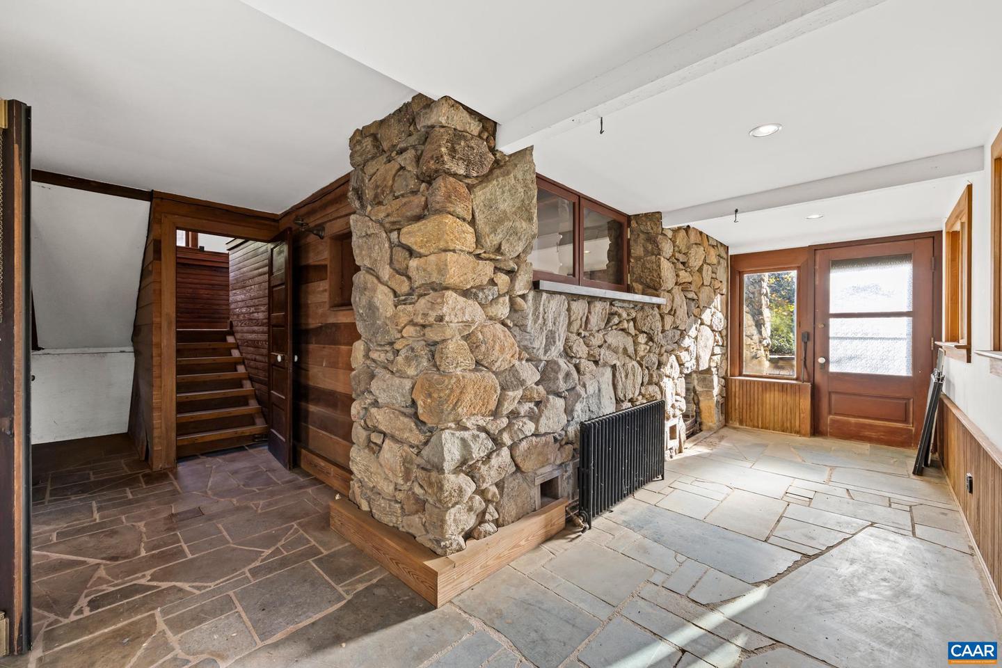 9712 OLD GREEN MOUNTAIN RD, ESMONT, Virginia 22937, 3 Bedrooms Bedrooms, ,2 BathroomsBathrooms,Residential,For Sale,9712 OLD GREEN MOUNTAIN RD,670517 MLS # 670517